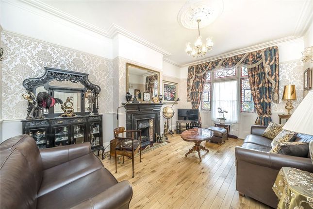 6, Weigall Road, London photo 3