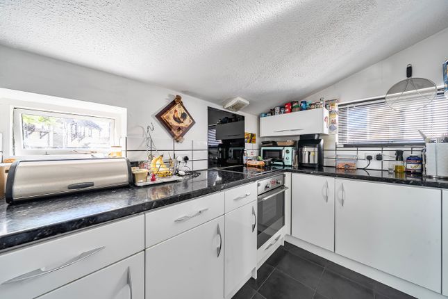 19a, High Street, Arlesey photo 3