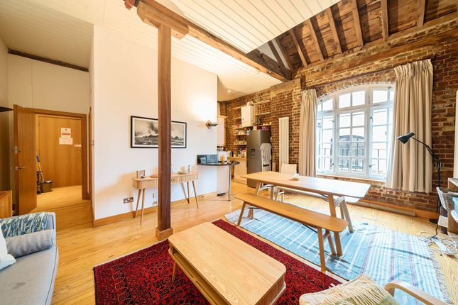 Flat for sale in Maltings Place, Tower Bridge Road