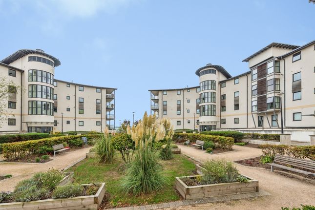1-bed flat on 41, Mistletoe Court, 15, Seacole Crescent, Wiltshire, £75,000