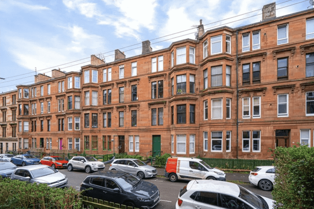 Flat to rent in White Street, Partick, Glasgow