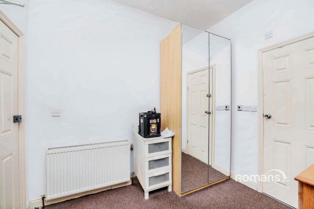 Hinton Road, Uxbridge photo 3