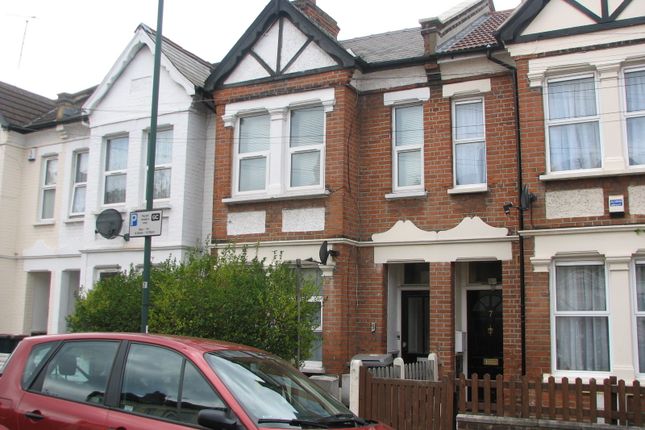 2-bed flat on 5(b), Windsor Road, Willesden, £414,999