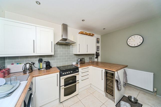 Flat 5, Hastings Court, 61, Hastings Road, Bexhill-On-Sea photo 4