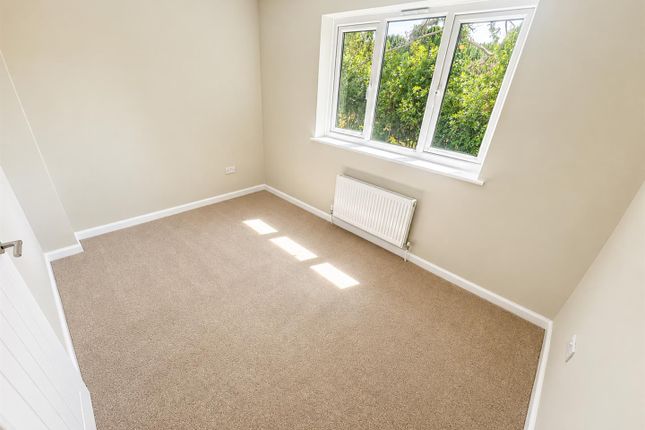 20, St. Faiths Close, Gosport photo 4