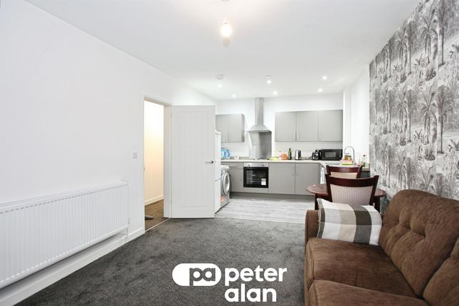 2, Afonlais, Commercial Street, Blackwood photo 2