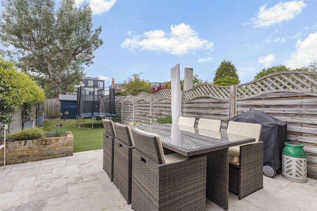 11, Lambton Road, West Wimbledon photo 3