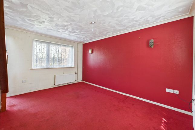 30, Orwell Close, Essex photo 4