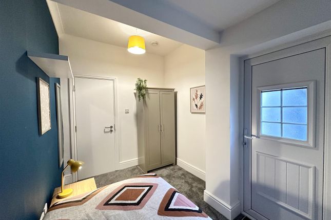 Room 2, 40, Berry Street, Burnley photo 3