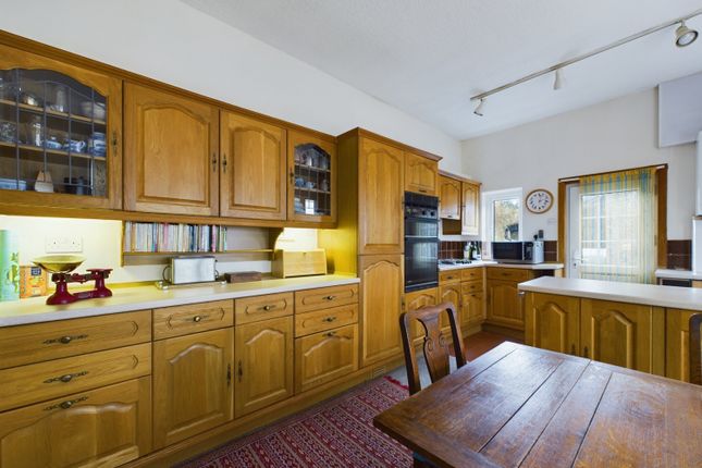 48, Eshe Road North, Liverpool photo 4