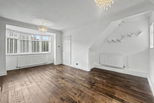 Victor Crescent, Nottingham photo 5