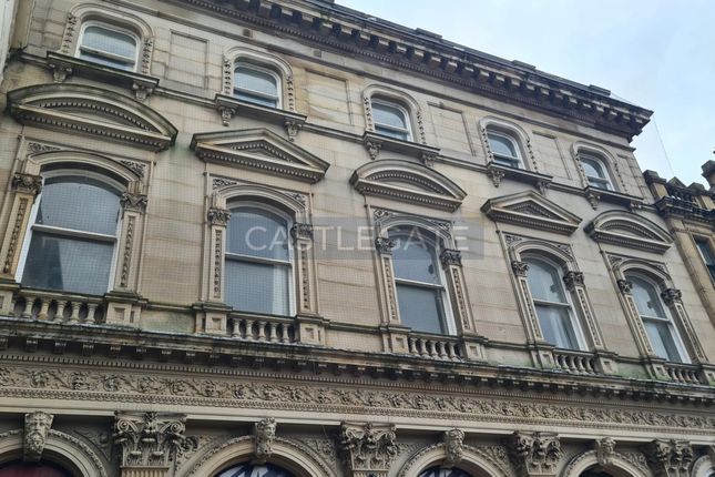 Flat 8, 27 Market Place, Huddersfield, HD1 2Aa (18)