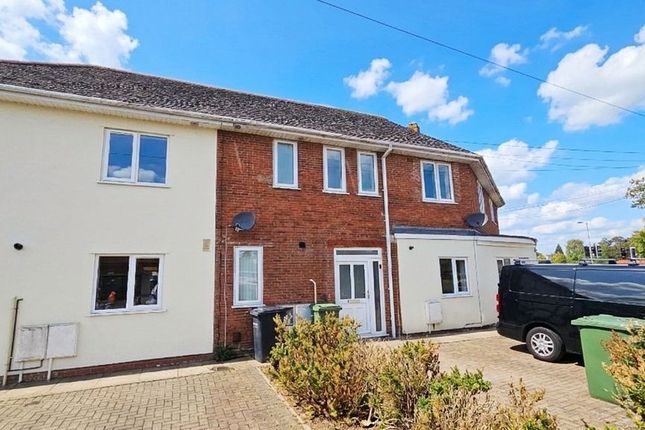 2-bed detached on Jordan Terrace, Hereford, £140,000