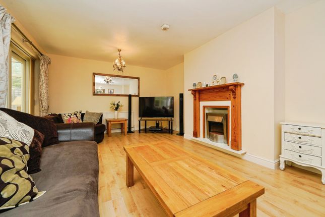 1, Swinton Lane, Worcestershire photo 4