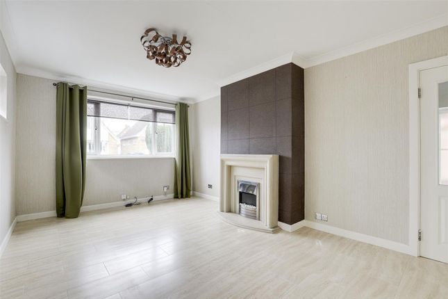 10 Veronica Drive, Nottingham photo 3