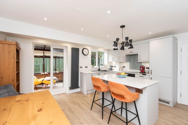 38 Bentham Road, Chesterfield photo 2