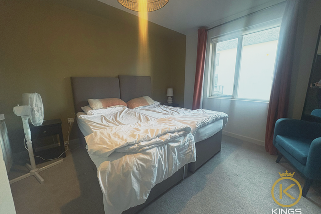 Room 1, 10, CLIMAUR COURT, Southsea photo 5