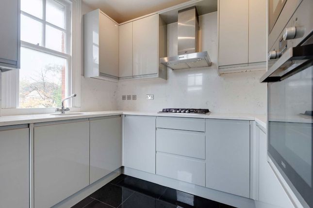 Flat 2, St. Hildas Mount, 82, Marsh Lane, London photo 3
