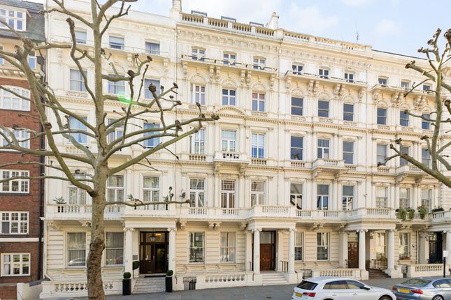 1-bed flat on flat 4, 23 queens gate , Queens gate , London, £1,795,000