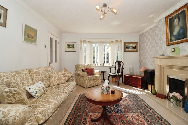 68, Church Farm Road, Bristol photo 3