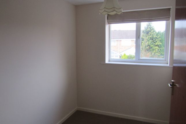 3, Cozens Close, BEDWORTH photo 5