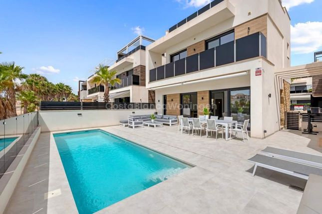 Villa for sale in Avenida Del Cabo Roig, Orihuela Costa, Alicante, Valencia, Spain