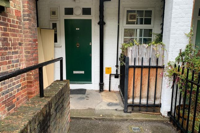 Thumbnail Property to rent in Stockwell Gardens, London