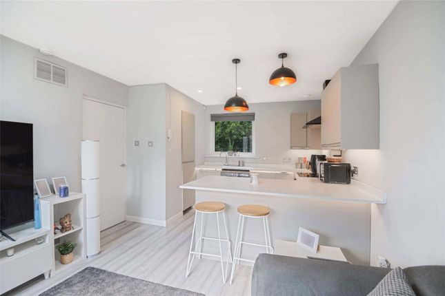 0/2, 221, Corkerhill Place, Glasgow photo 4