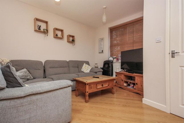 Moor Road, Rushden photo 4