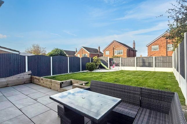 Moorland Avenue, Werrington Stoke-On-Trent photo 4