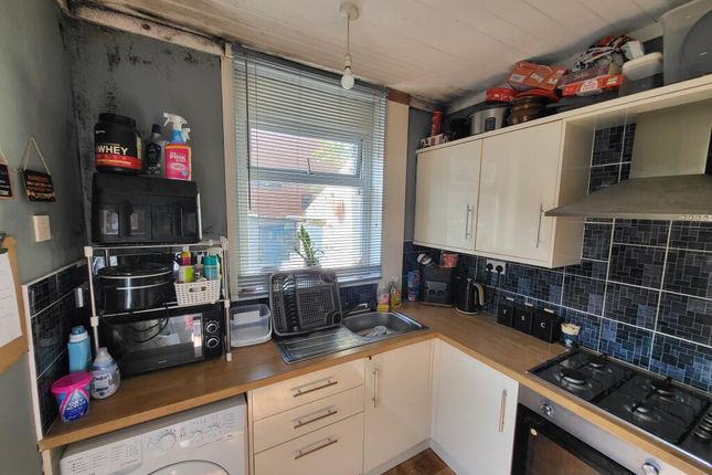 8 Elim Place, Blackburn photo 5