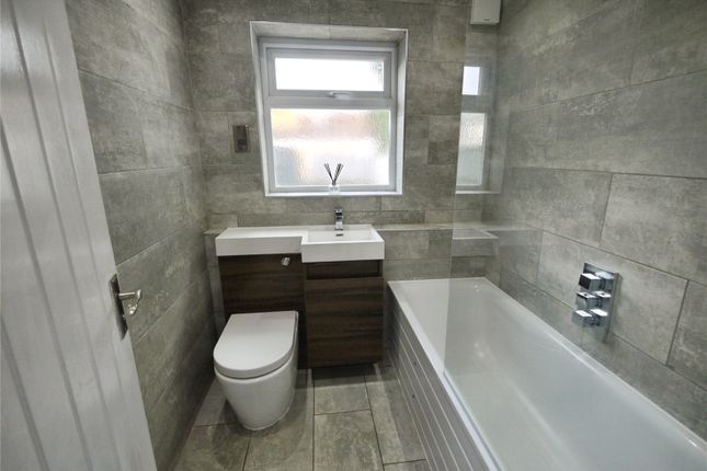 255, Coxtie Green Road, Brentwood photo 4