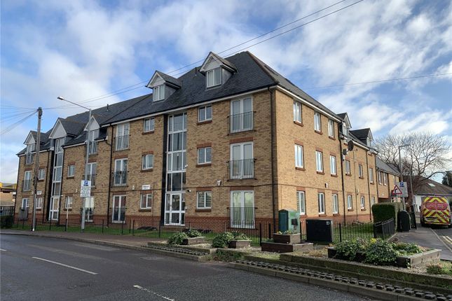 Thumbnail Flat for sale in Southend Road, Stanford-Le-Hope, Essex