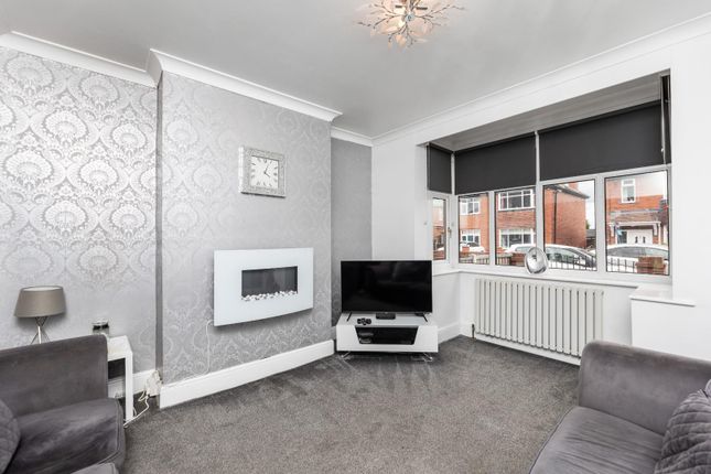 Woodlands Avenue, Castleford photo 4