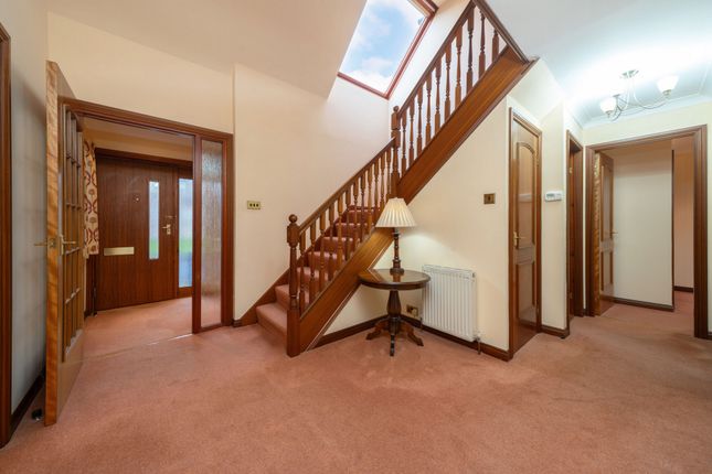 41, Hogarth Drive, Cupar photo 2