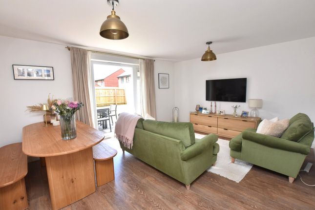 26, Vesta Close, Devon photo 2