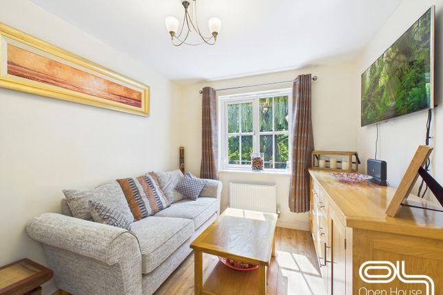 5, Pioneer Way, Stafford photo 4