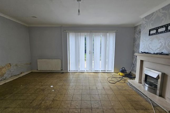 5, Park Brow Drive, Liverpool photo 3