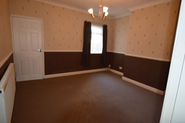 36, Fife Street, Nuneaton photo 4
