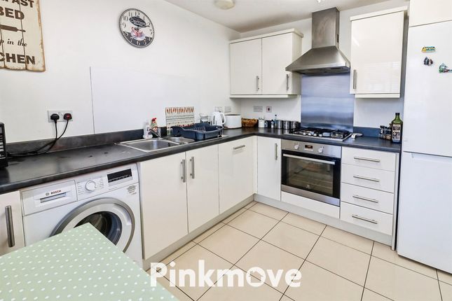 3, Bailey Crescent, Newport photo 3