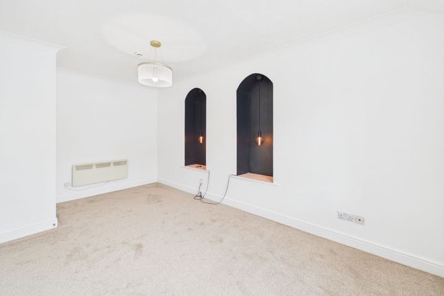 8 Websters Yard Highgate, Kendal photo 4