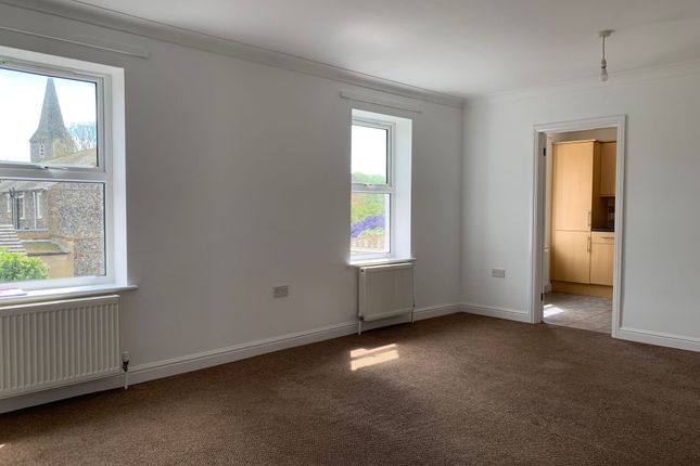 Flat to rent in Paddock Road, Brent House Paddock Road
