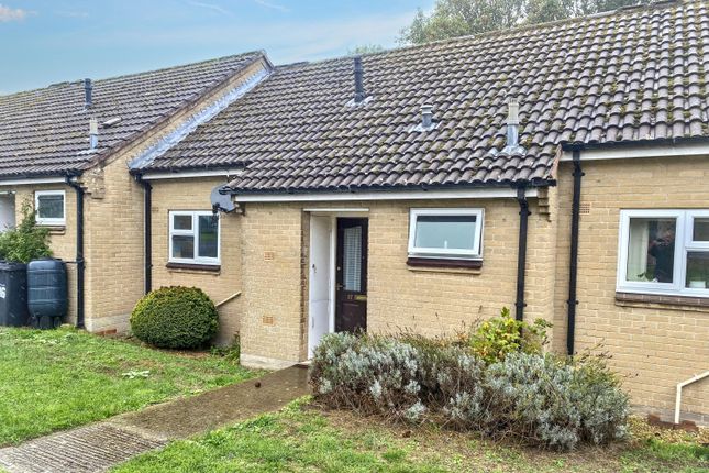 1-bed bungalow on 17 The Glebe, Calne, £75,000