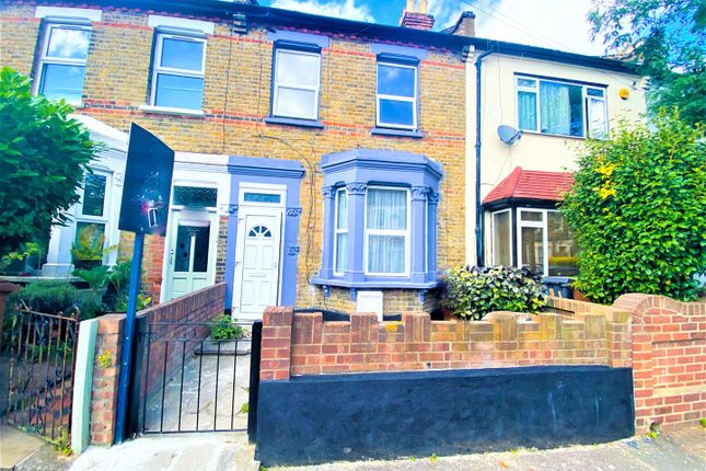 Thumbnail Terraced house to rent in Trumpington Road, London