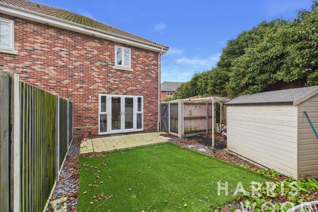 11 John Castle Way, Colchester, Essex photo 4