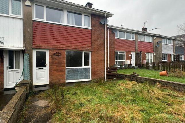 Semi-detached house to rent in 5 Heol Y Twyn, Pontlliw, Swansea