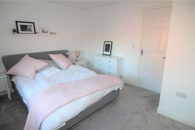 25, Hutton Way, Durham photo 4