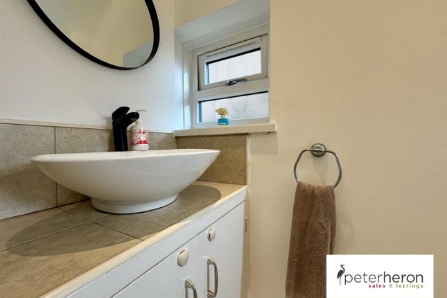 Cloakroom/WC