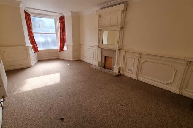 Thumbnail Room to rent in High Street, Chard
