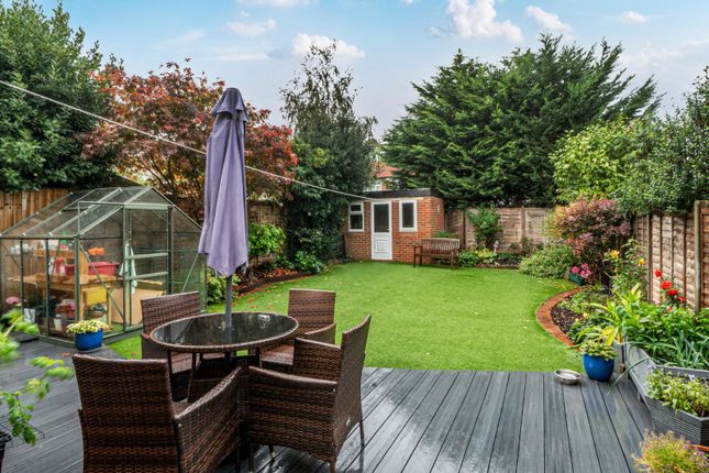 Everard Avenue, Bromley photo 4